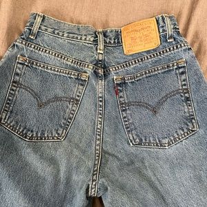 Vintage Levi mom jeans baggy oversized
